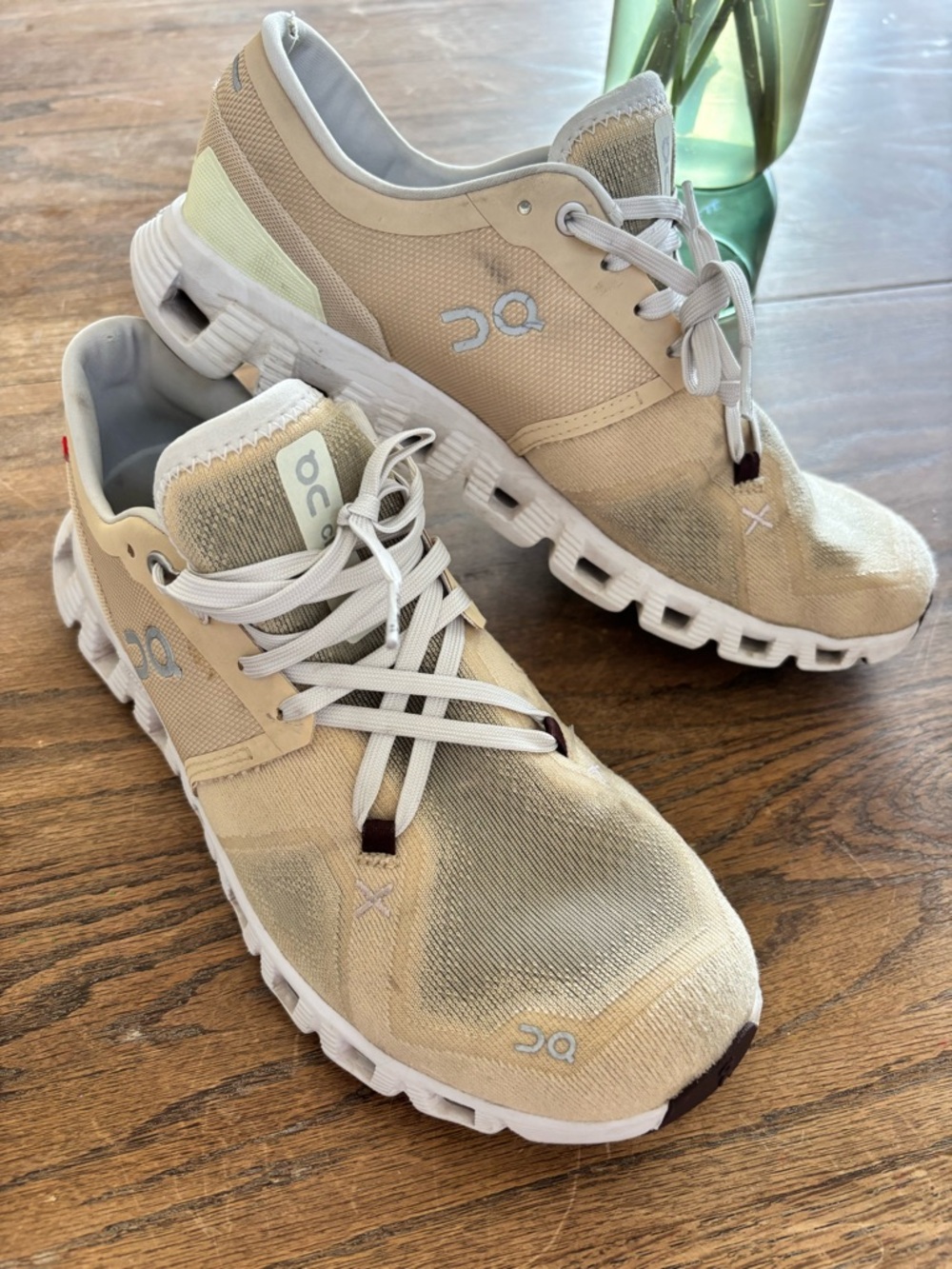 On Cloud Women's Athletic Shoes